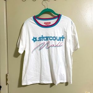Stranger Things Starcourt Mall Graphic T-Shirt Size XL